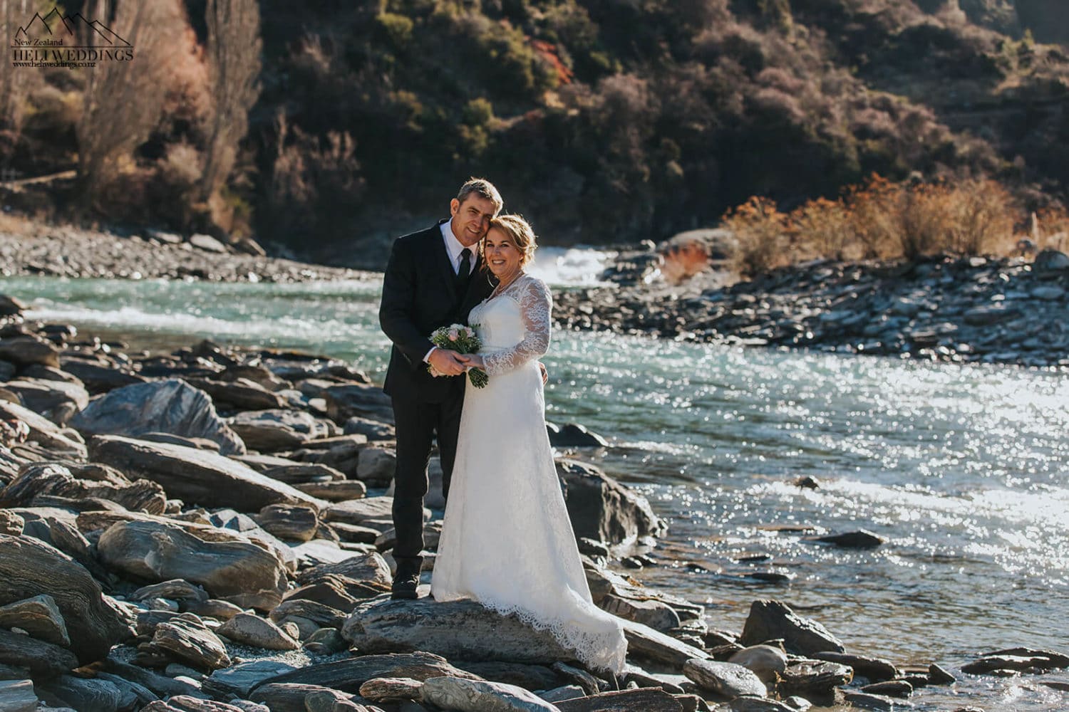 Shotover river wedding photos