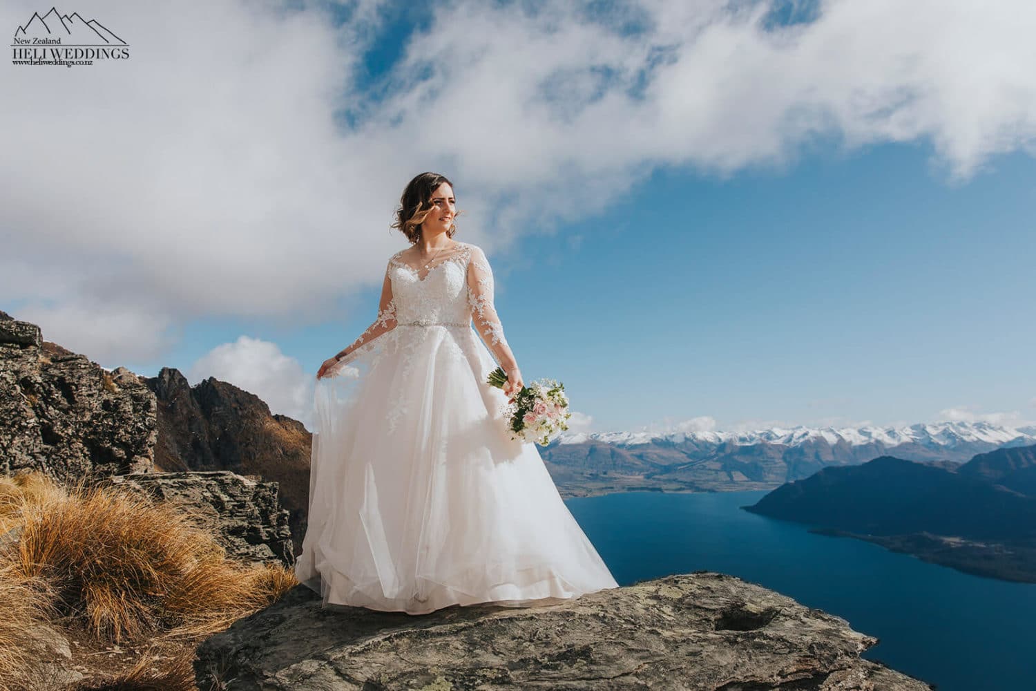 Beautiful bride in the mountains of Queenstown