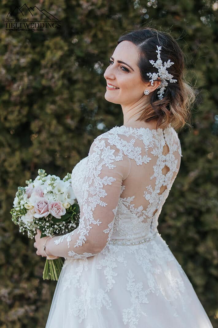 Bride with beautiful headpiece , Queenstown wedding photography