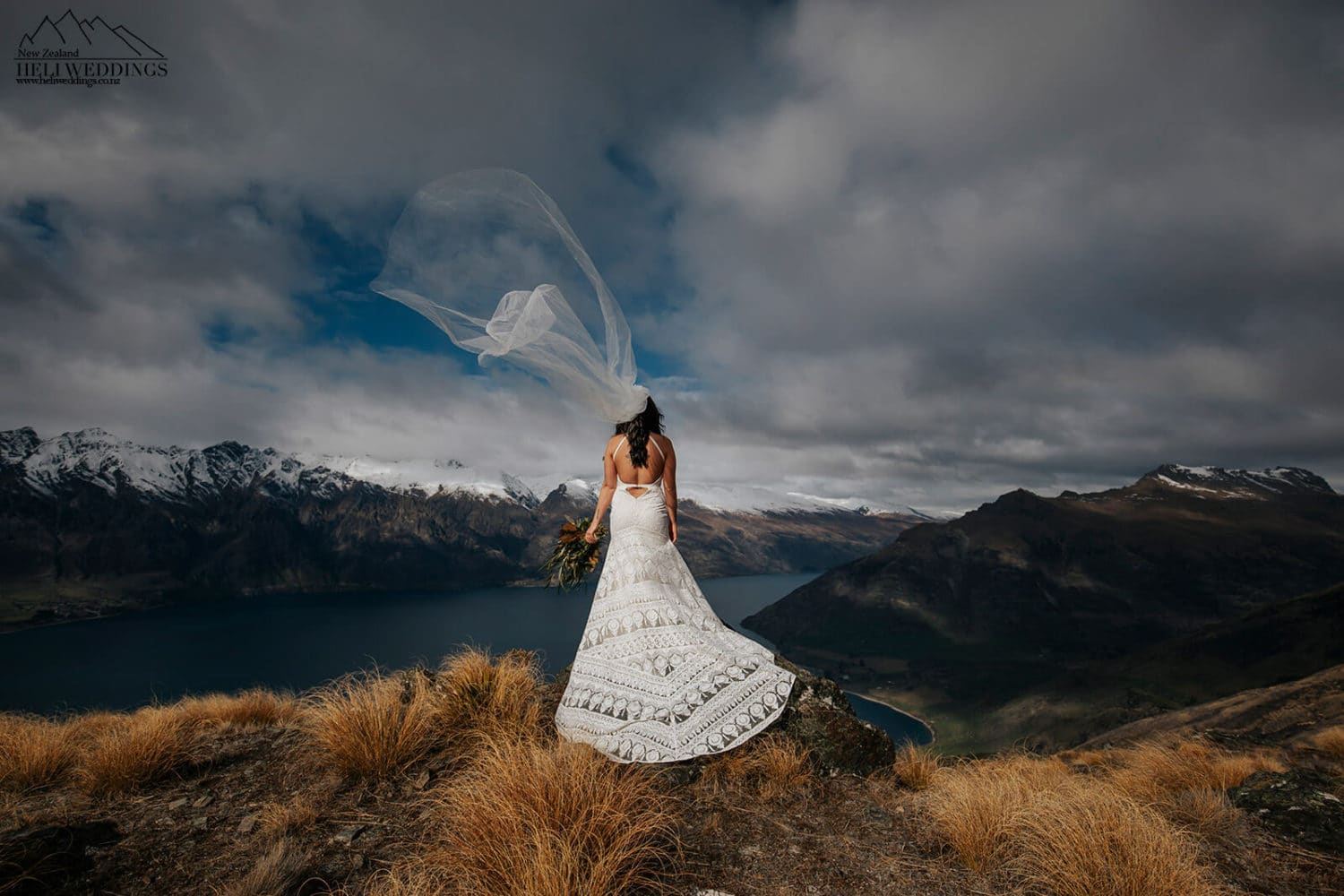 Winter Wedding in Queenstown with Helicopter
