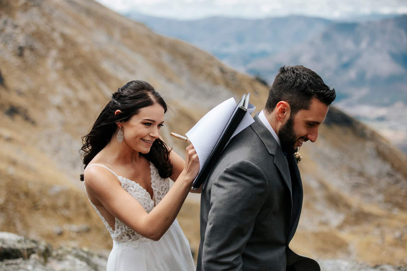 Family Heli Wedding with Helicopter in Queenstown with black wedding dress