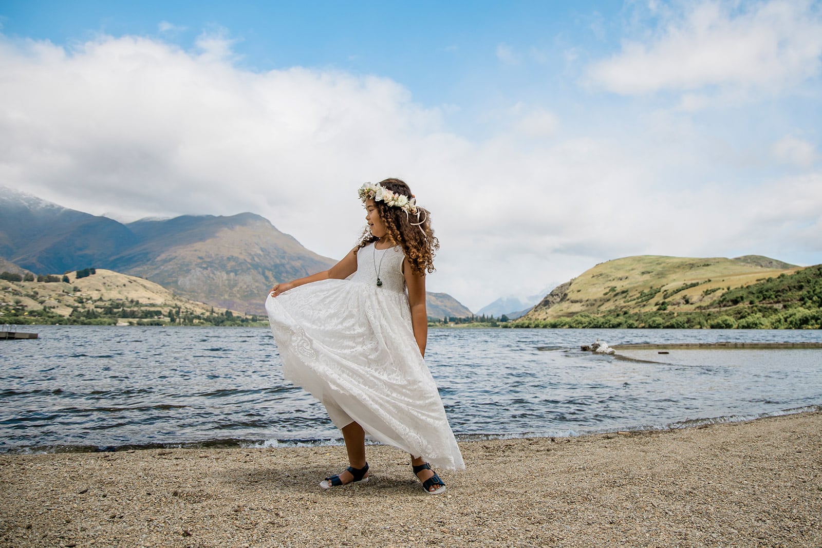 Elopement Wedding at Lake Hayes in Queenstown New Zealand