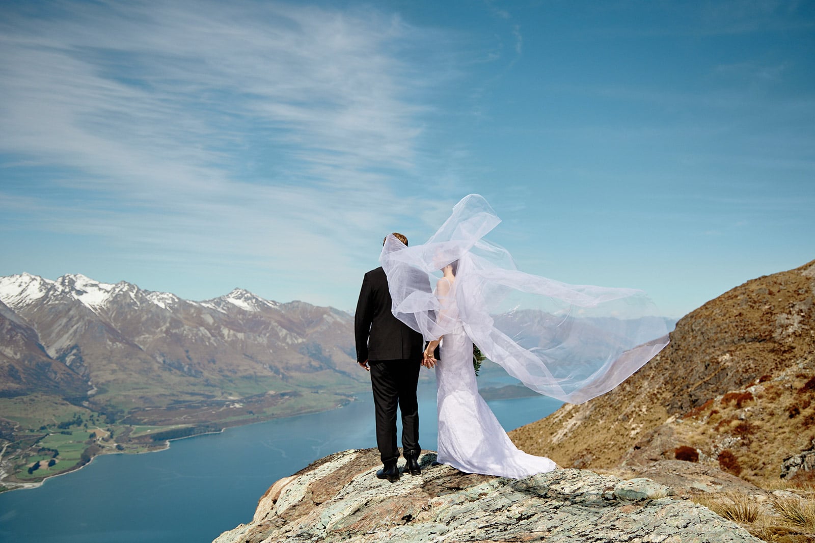Queenstown Elopements Photography on a Heli Wedding