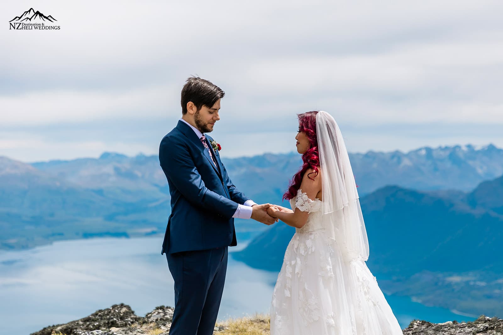NZ elopement wedding bride with red hair on The Ledge