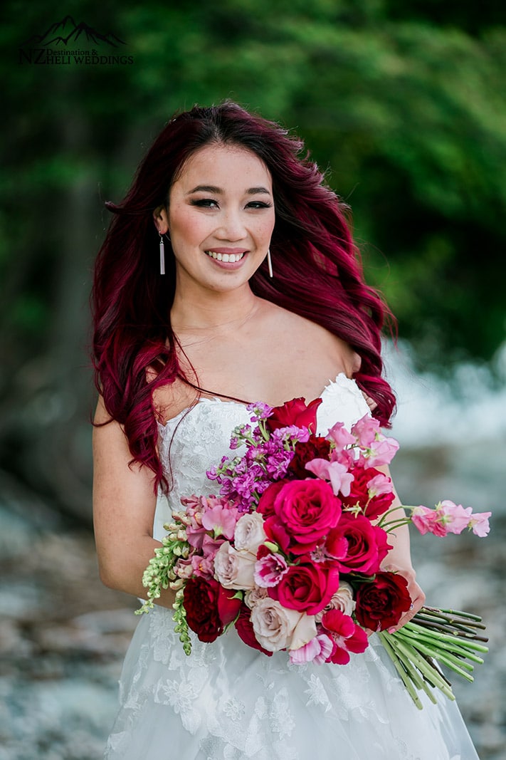 NZ elopement weddingNZ elopement wedding bride with red hair