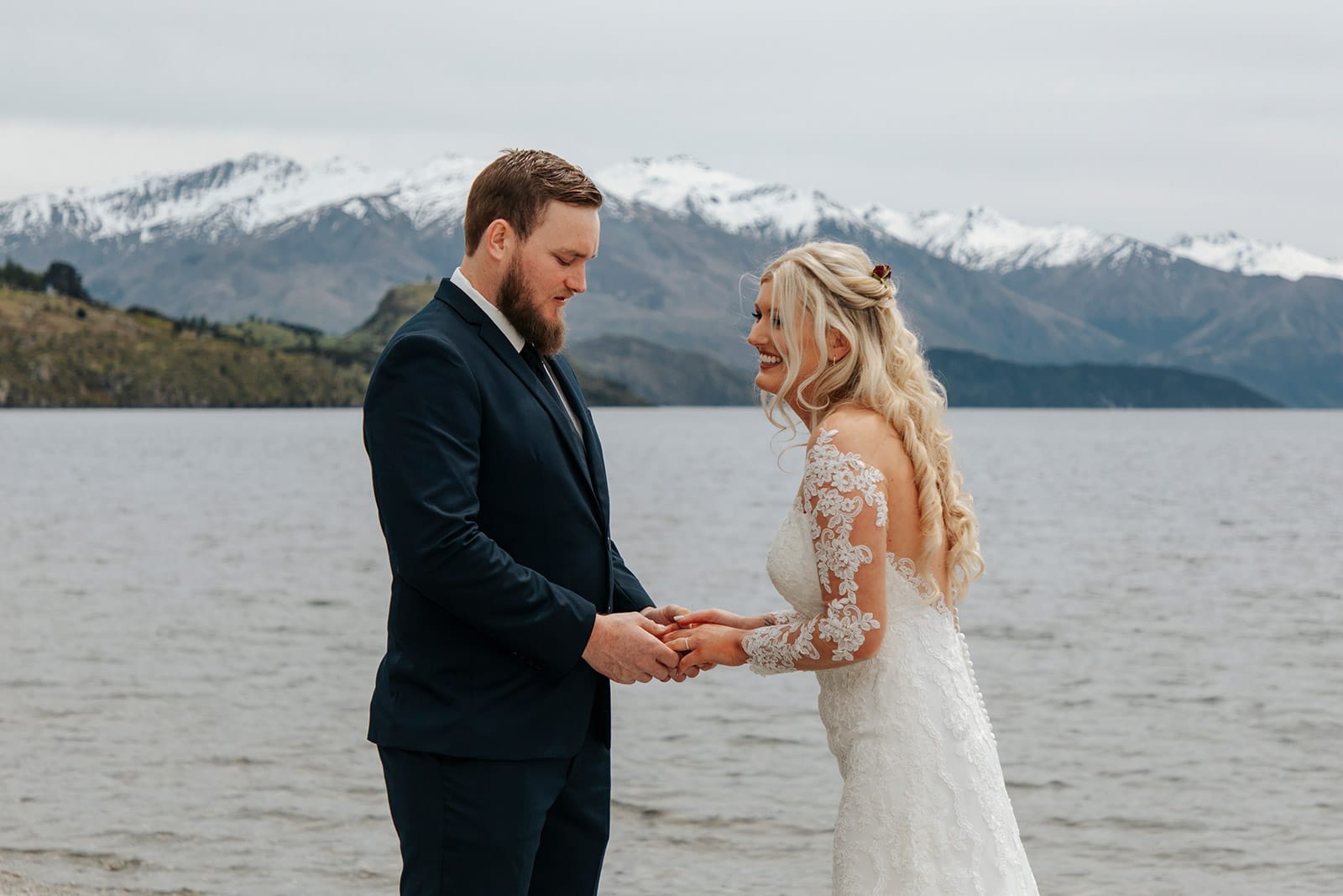 Wanaka lakeside Elopement Wedding New Zealand
