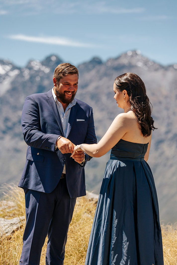 Maori wedding on Bayonet Peak in Queenstown NZ