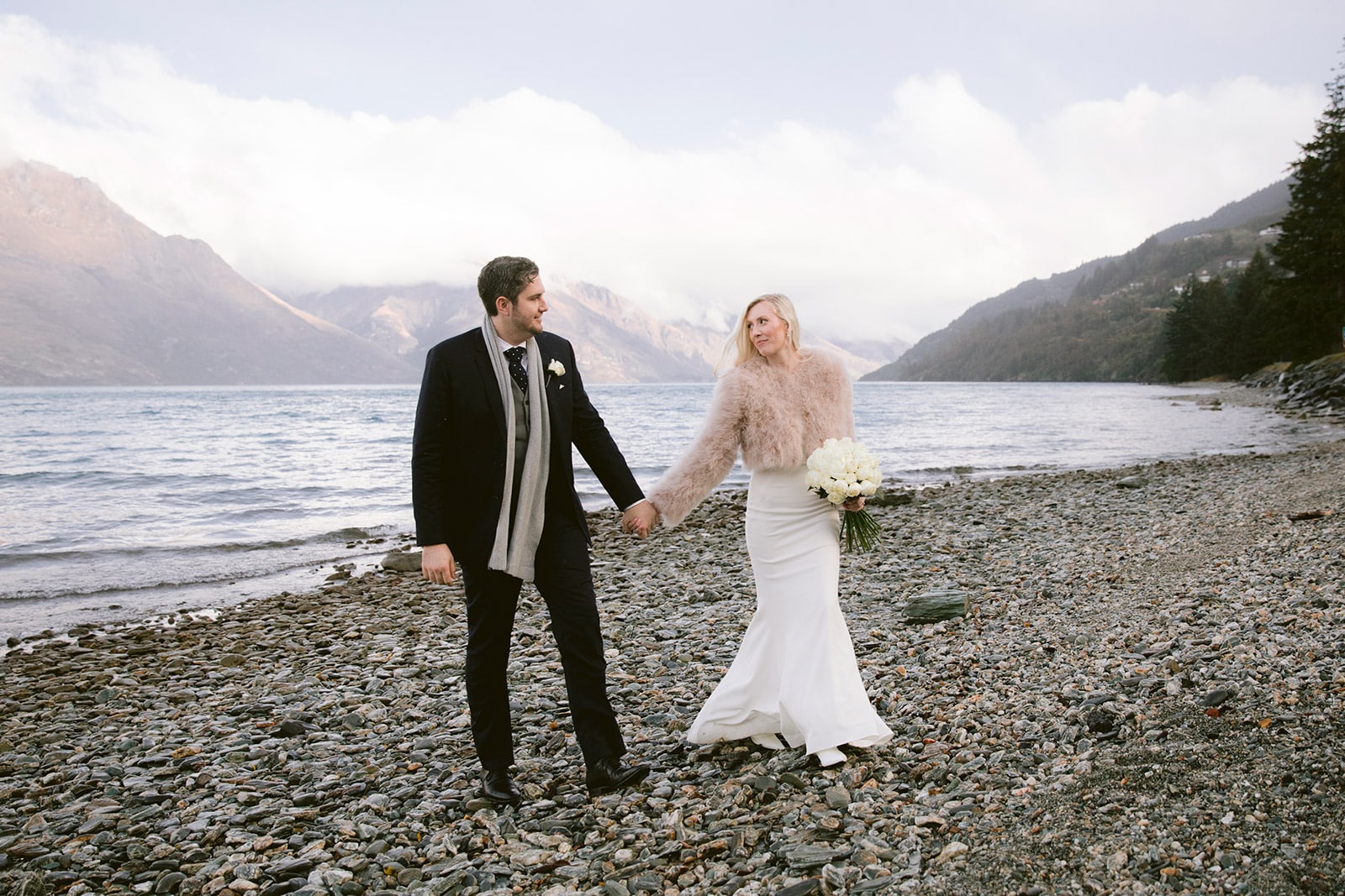 Heli Wedding in Wanaka on Coromandel Peak New Zealand