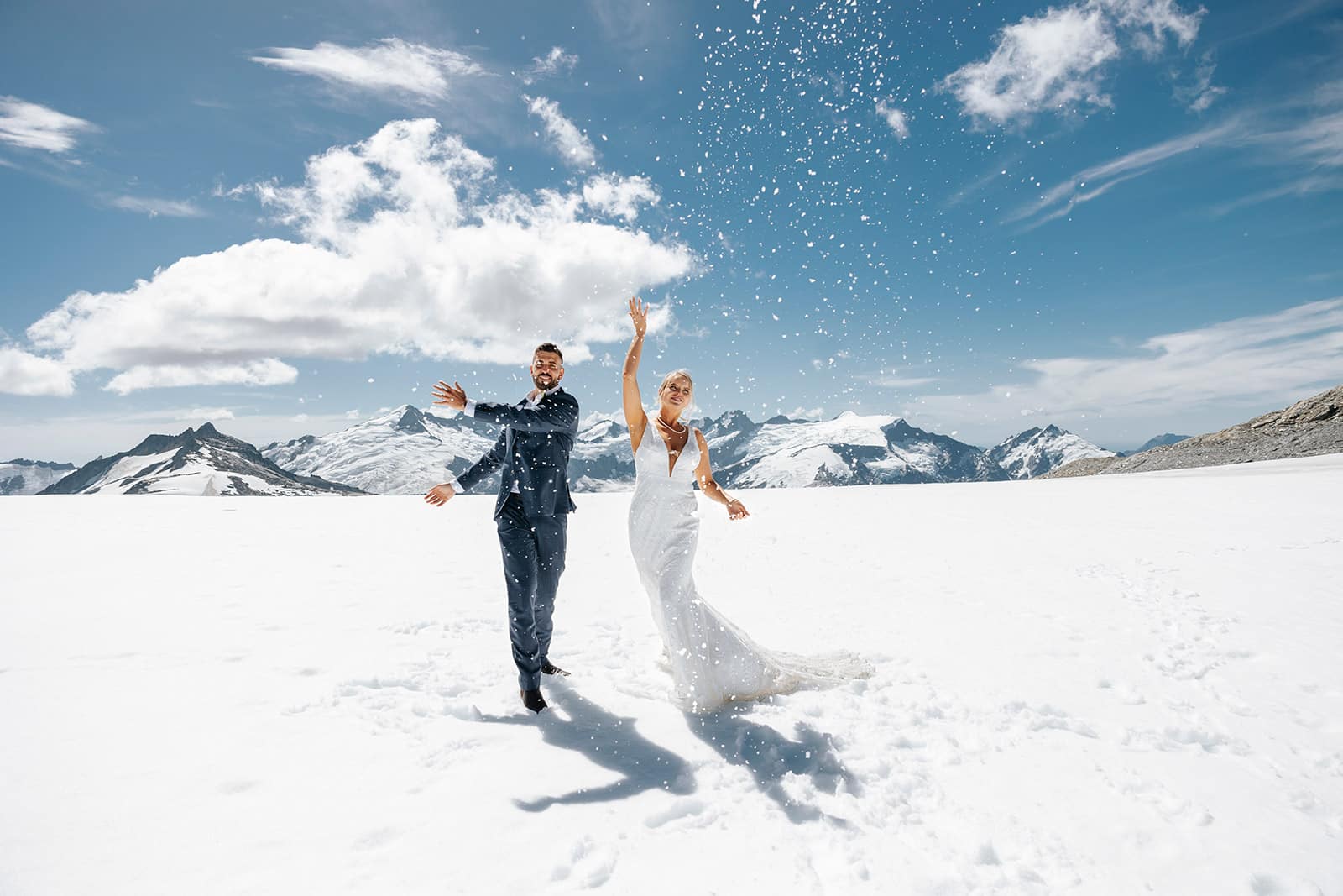 Heli Wedding at the glaciers, Heli Elopment and adventure wedding