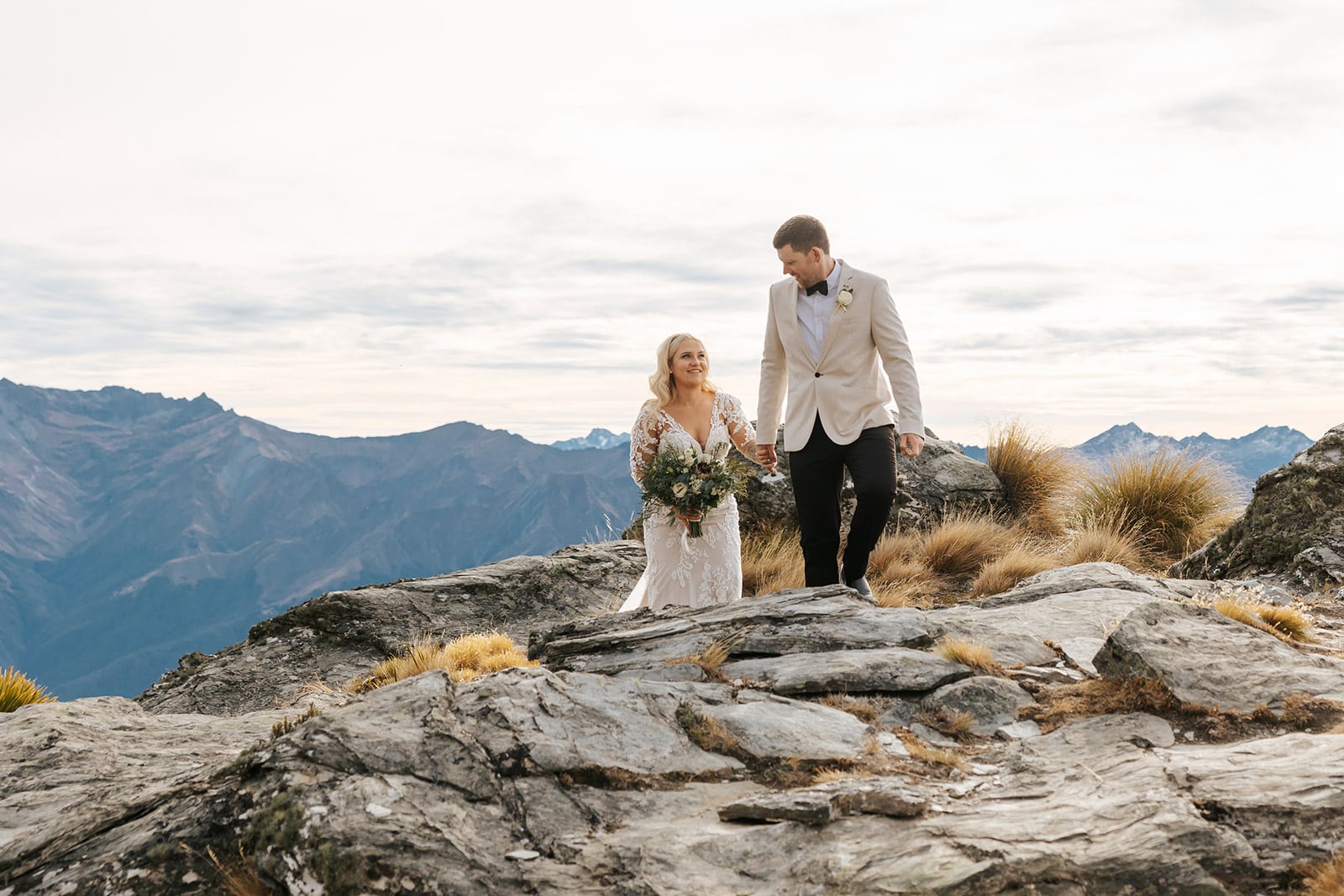 Autumn heli wedding on The Ledge in Queenstown New Zealand