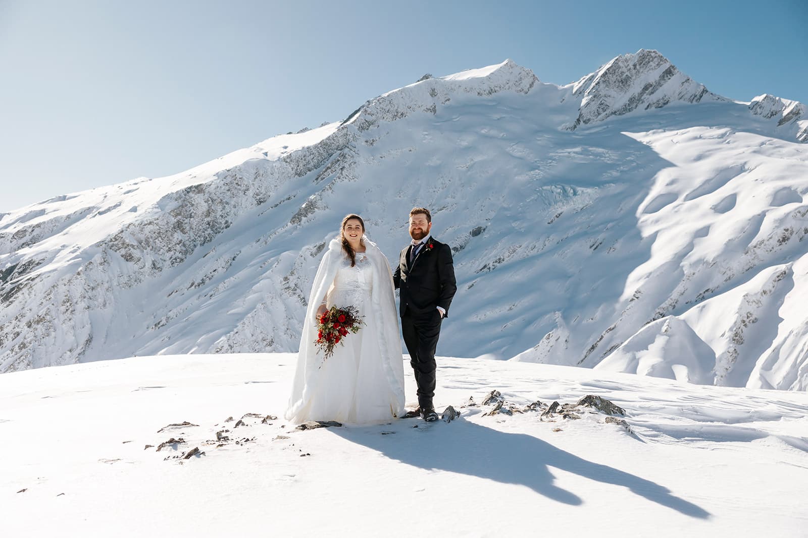 Snowy winter wedding in Queenstown New Zealand